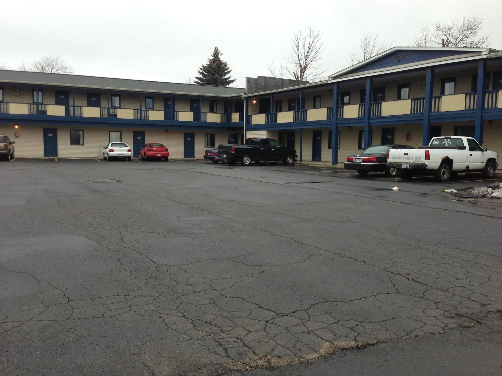 Cadet Motor Inn - Coldwater Luaran gambar